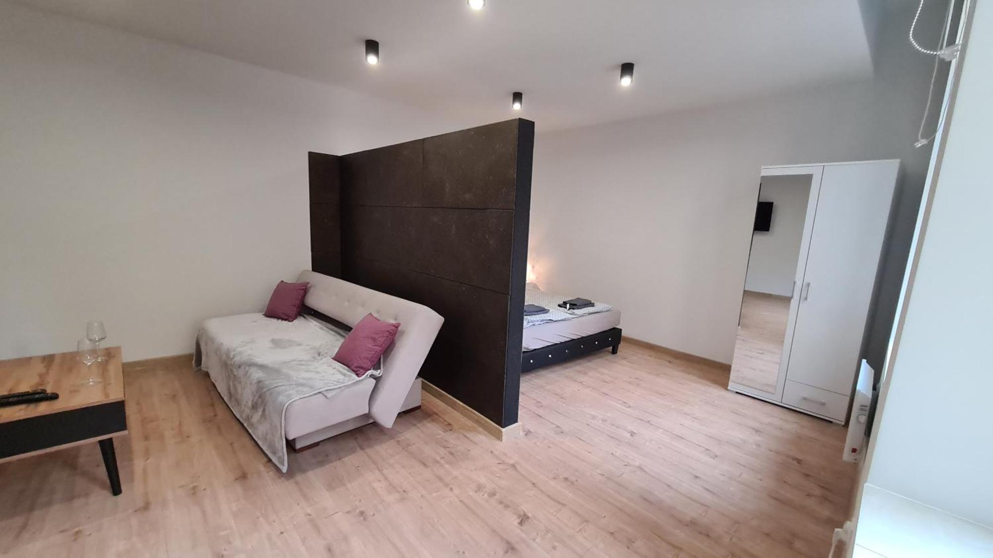 Apartamenty Centrum Plac Wolnosci Aparthotel キェルツェ エクステリア 写真